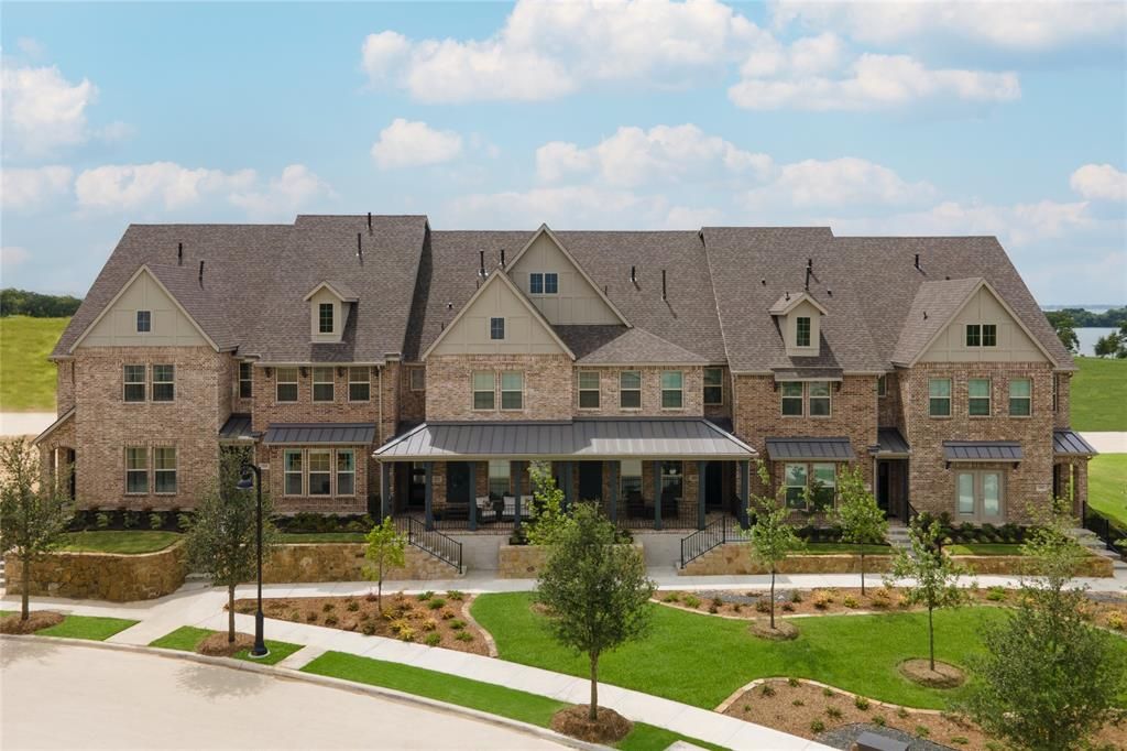 7827 Manilla Dr, Rowlett, TX 75088