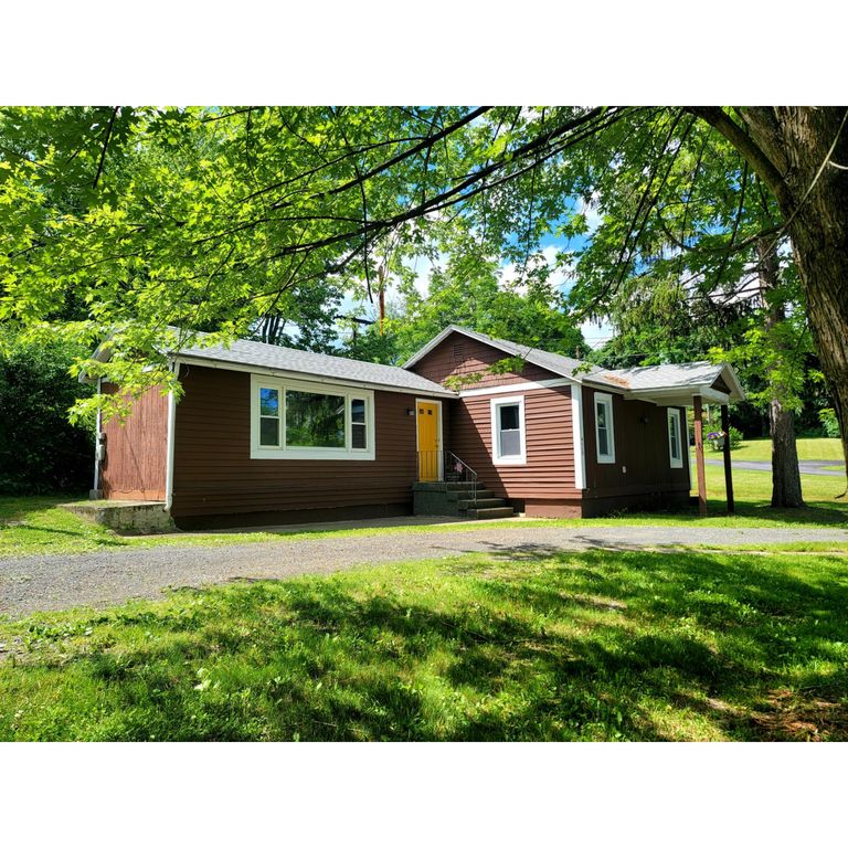 4113 State Route 9g, Germantown, NY 12526