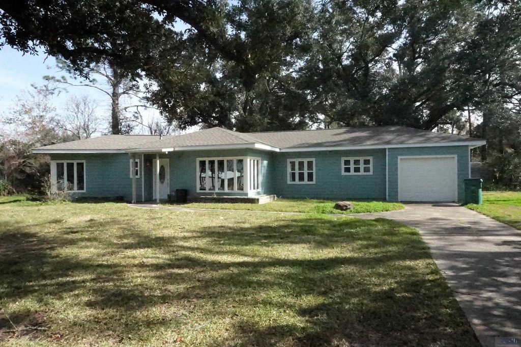 2241 Highway 182, Raceland, LA 70394 MLS 2024000775 Trulia