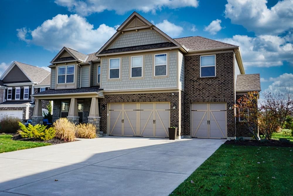 4966 Whispering Creek Ct, Maineville, OH 45039