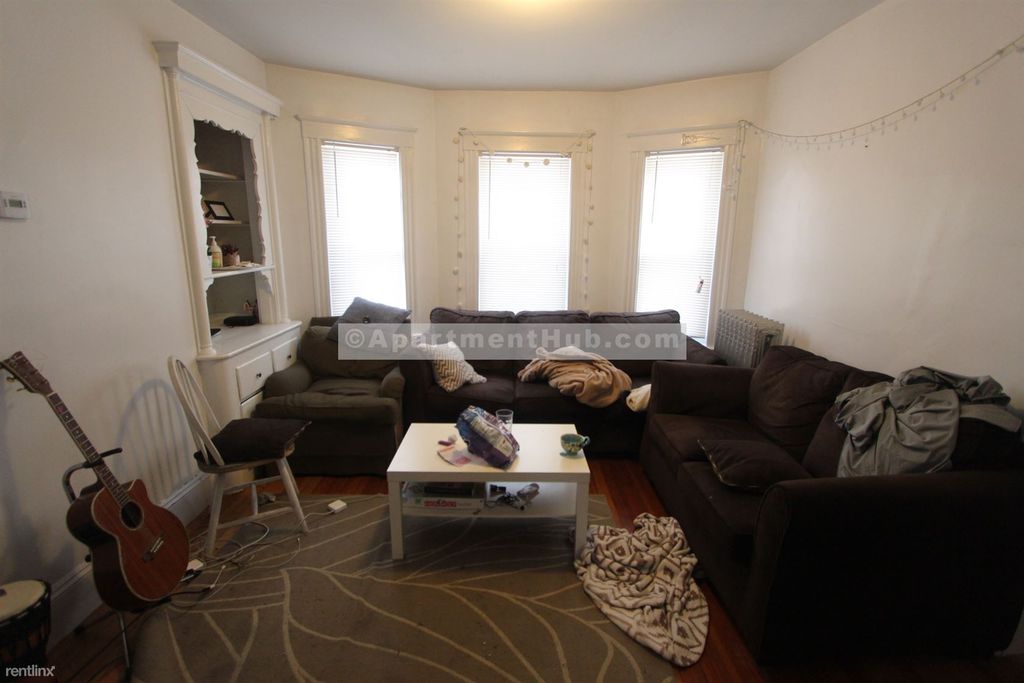 10 Cambridge Ter, Cambridge, MA 02140