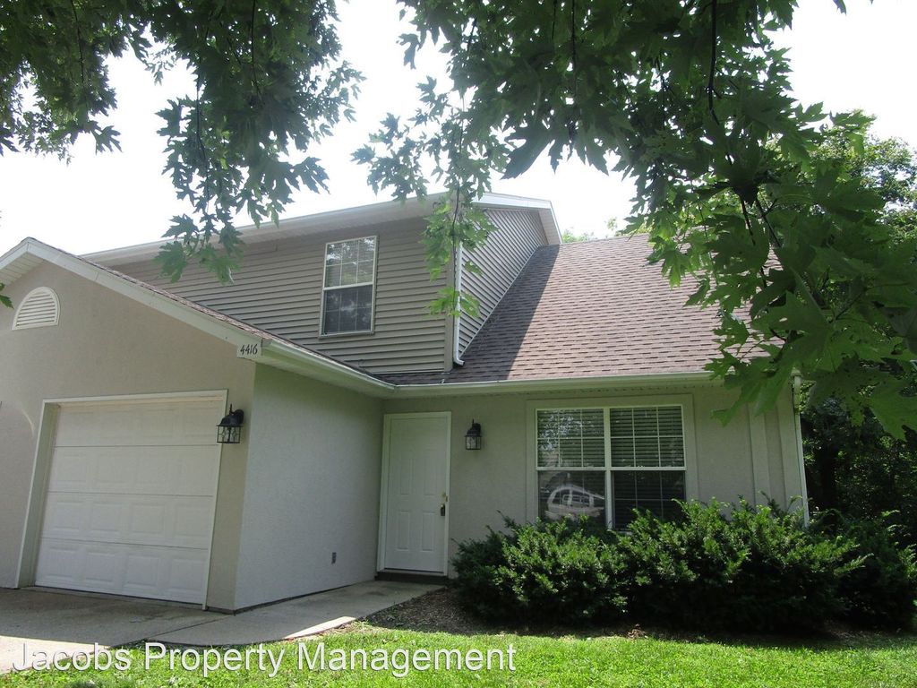 4416 Cheryl Ct, Columbia, MO 65203