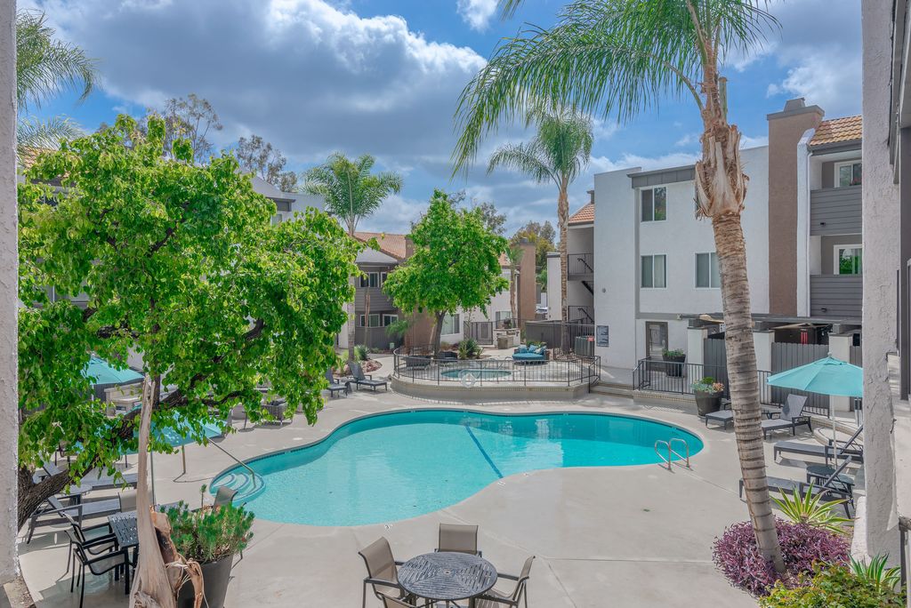city view apartments at warner park woodland hills ca trulia