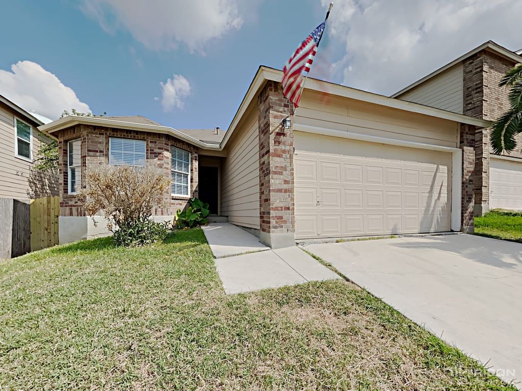 107 Hallie Pass, San Antonio, TX 78227