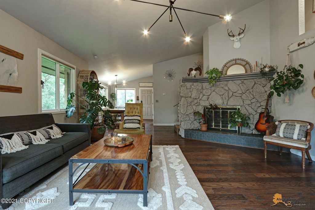 5311 E 98th Ave, Anchorage, AK 99507