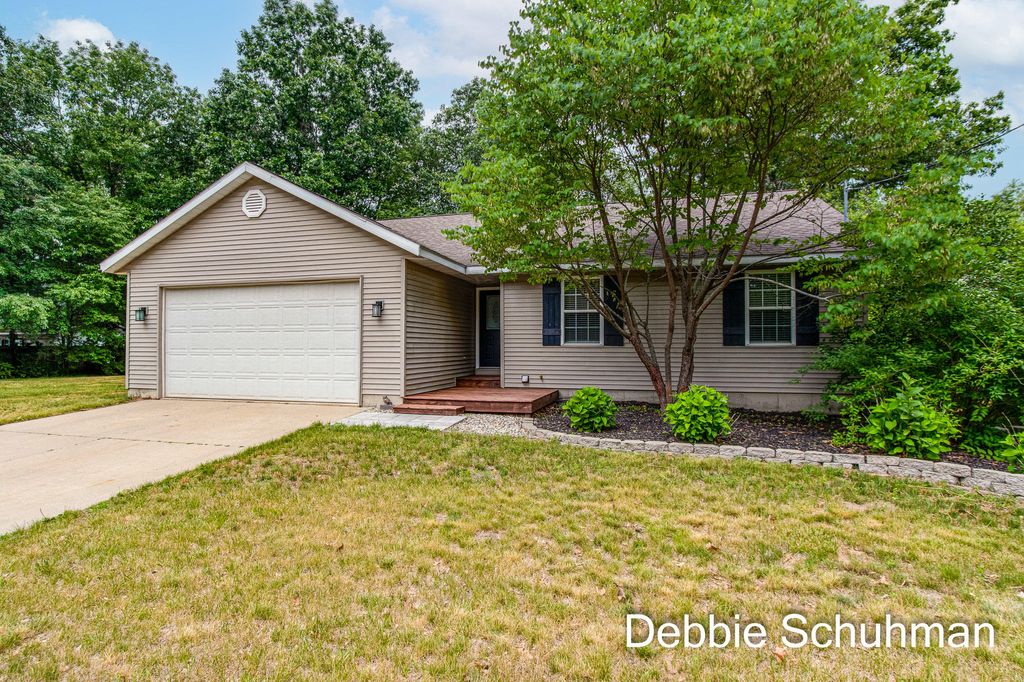 17280 Apache Trl, Howard city, MI 49329 Trulia