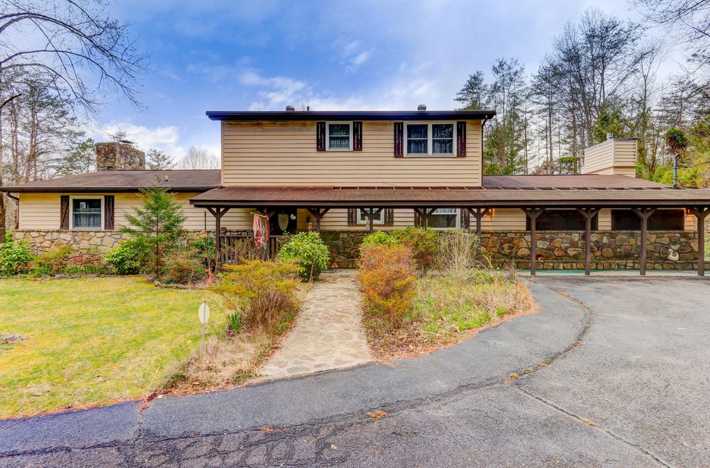 3781 Dollys Dr, Sevierville, TN 37876 Trulia 3781 Dollys Dr, Sevierville, TN 37876 Trulia