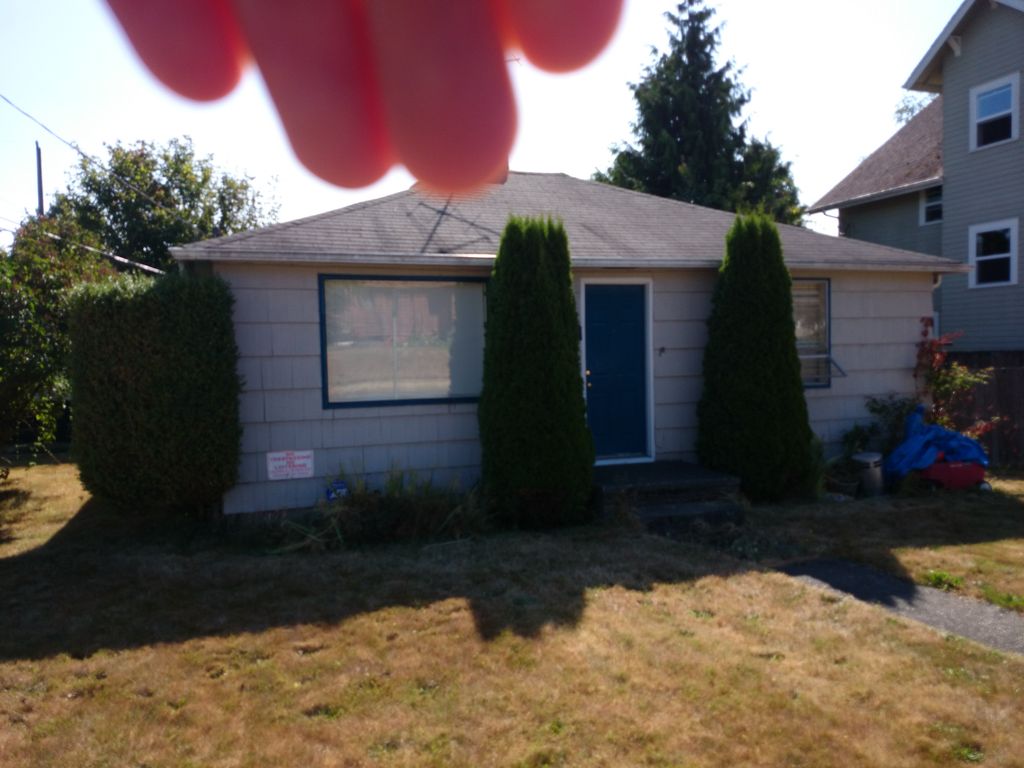 5002 49th Ave SW, Seattle, WA 98136