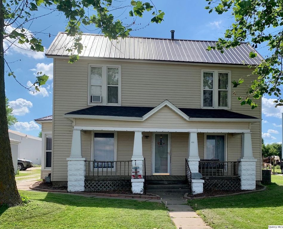 309 N Range Line St, Ursa, IL 62376