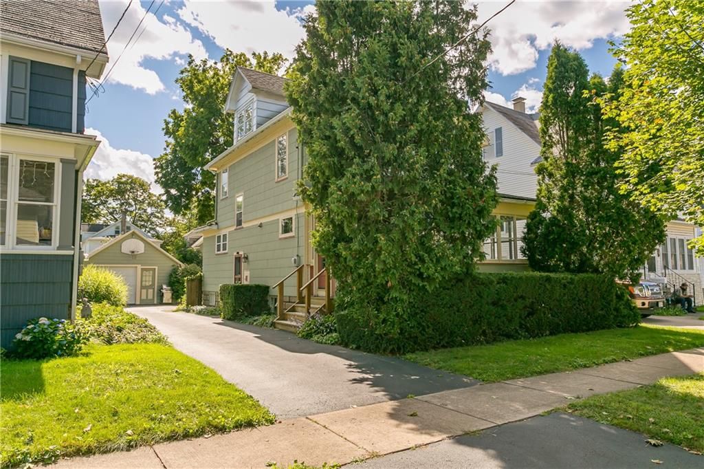 220 East Ave, East Rochester, NY 14445