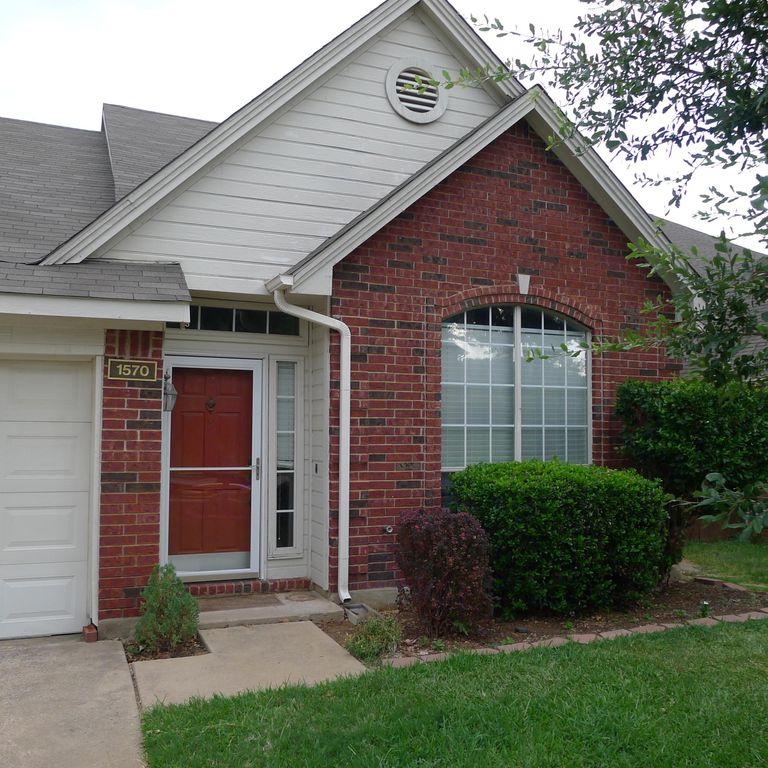 1570 Dublin Cir, Grapevine, TX 76051