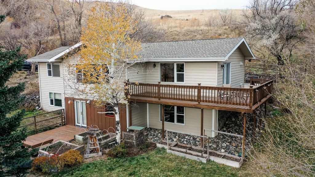 628 N  M St, Livingston, MT 59047