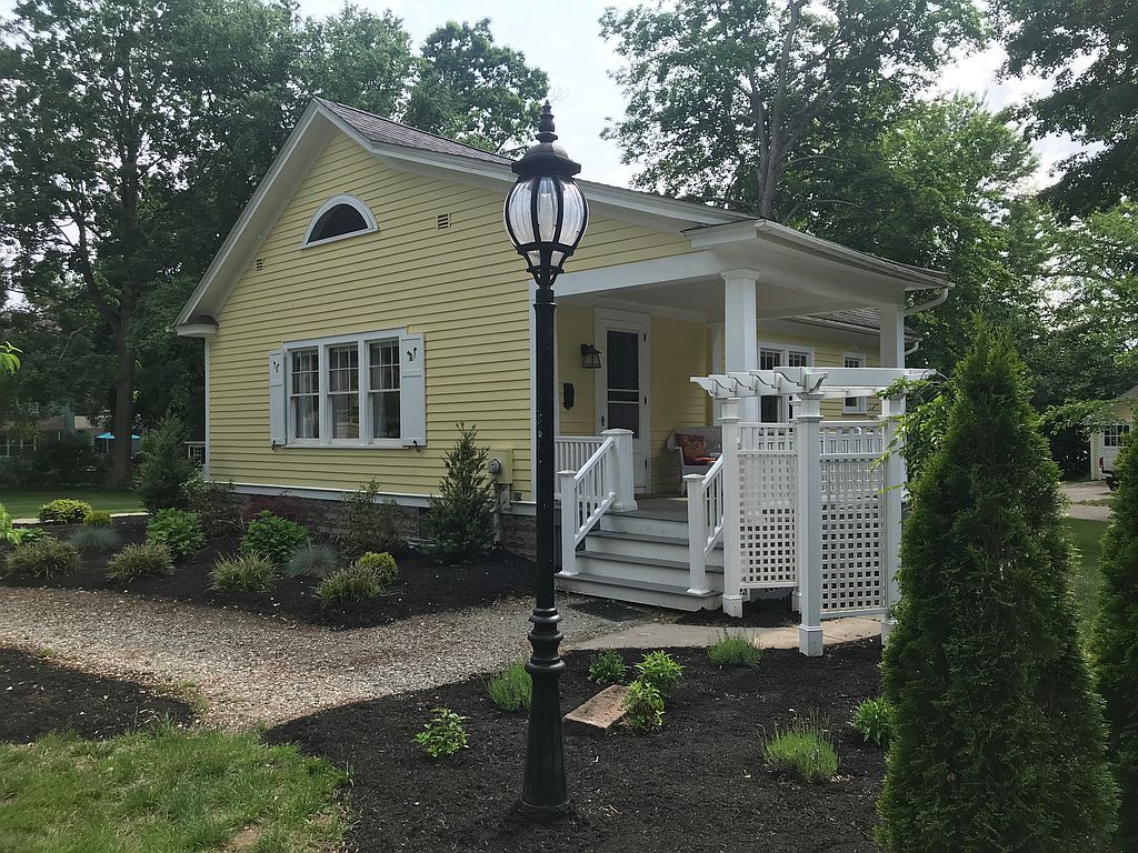 86 converse street longmeadow on sale ma