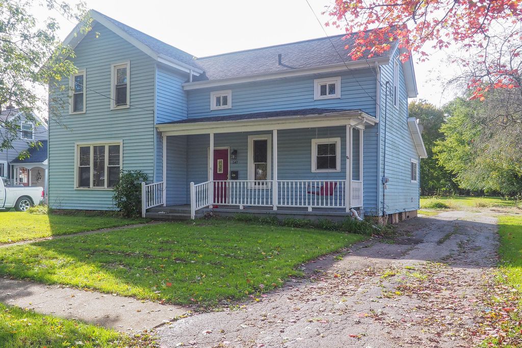 547 N Madison St, Marshall, MI 49068
