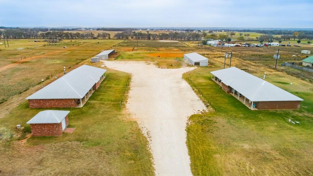 418 County Road 420 #418, Stephenville, TX 76401