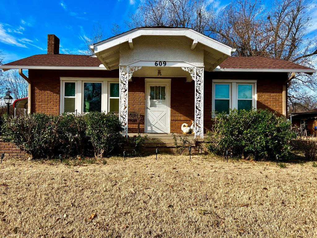 609 N Main St, Tonkawa, OK 74653 MLS 11228576 Trulia