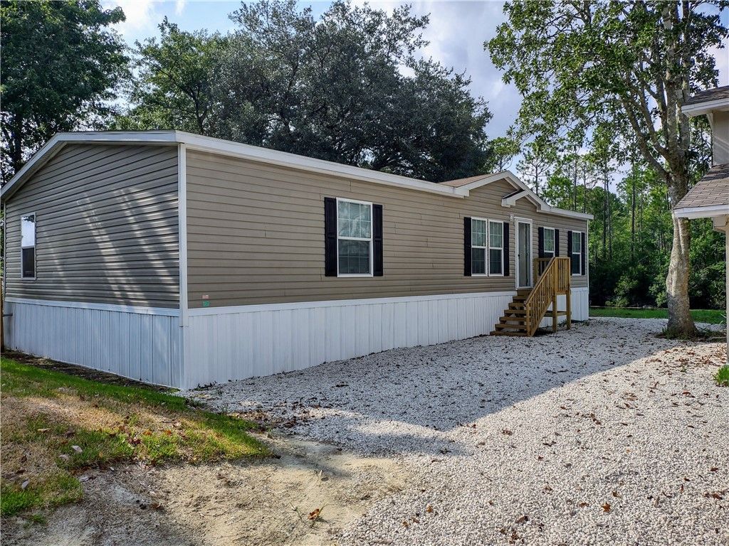 75170 Johnson Lake Rd, Yulee, FL 32097