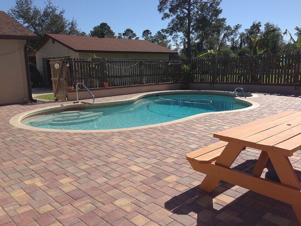 3571 James Rd, Cocoa, FL 32926