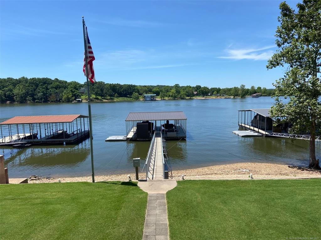 165 Caddo St, Jay, OK 74346