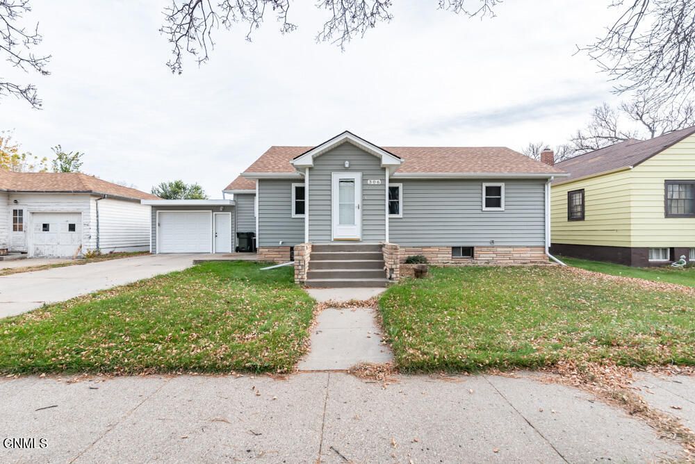 306 2nd Ave NW, Hazen, ND 58545 Trulia