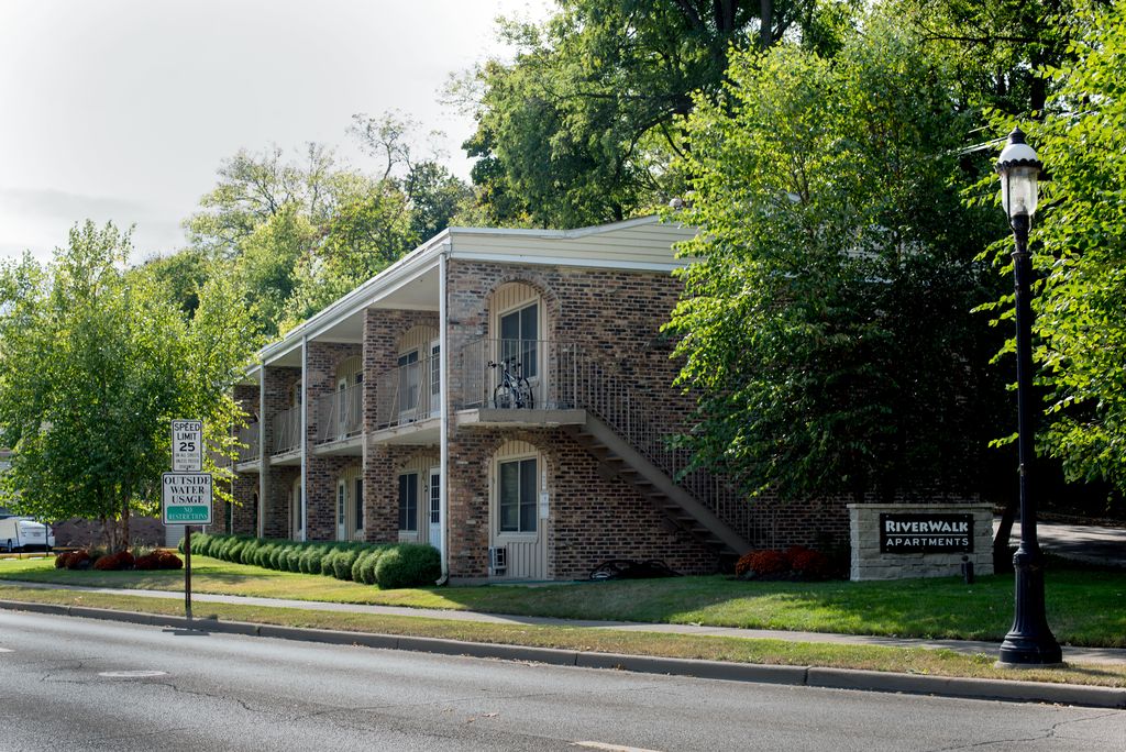 502-572 Lincoln Ave, Dundee, IL 60118
