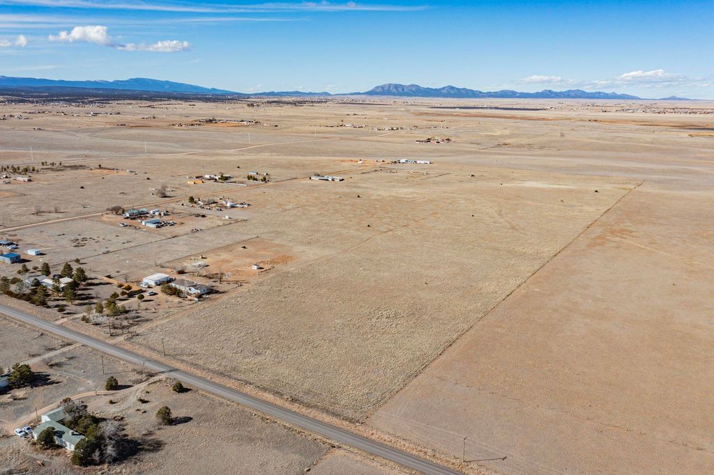 McNabb Rd, Moriarty, NM 87035