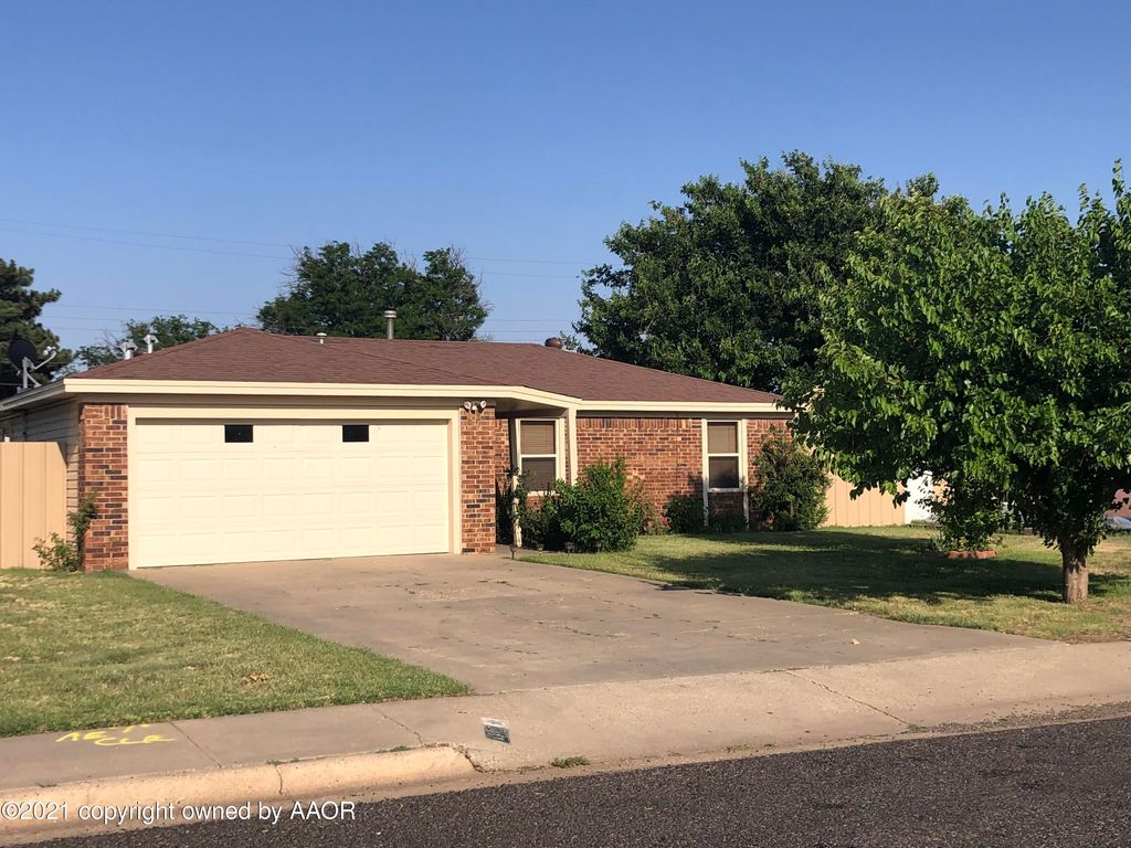 4315 Crockett St, Amarillo, TX 79110