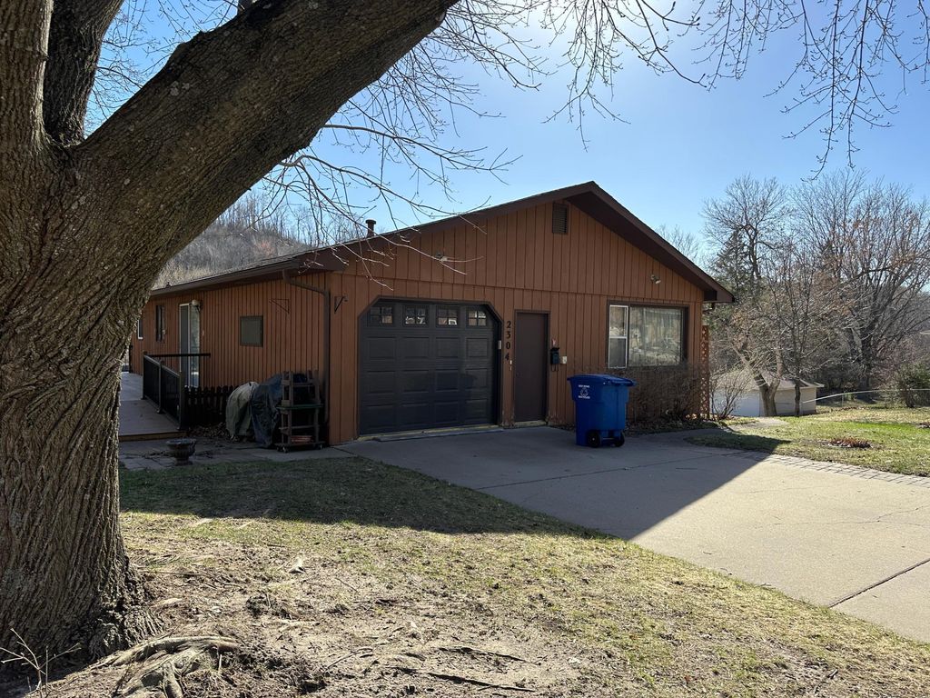 2304 Bush St, Red Wing, MN 55066