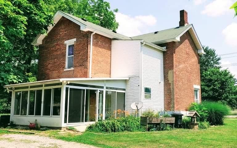 302 Lazenby St, Blanchester, OH 45107