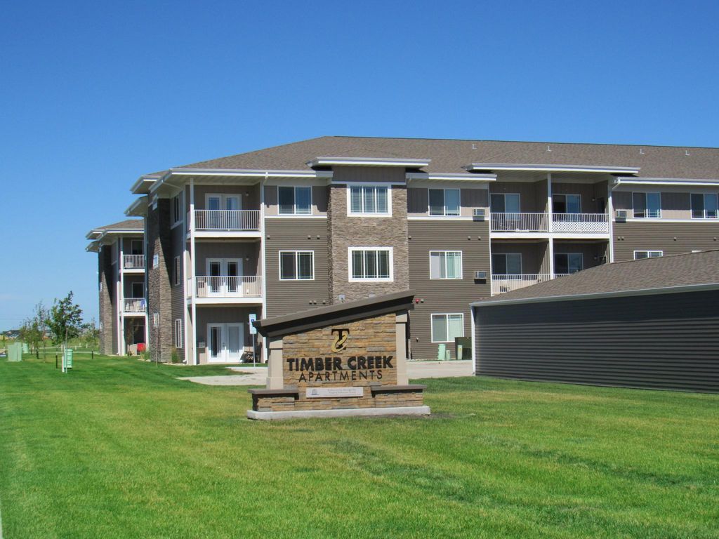 4720 Timber Pkwy S, Fargo, ND 58104