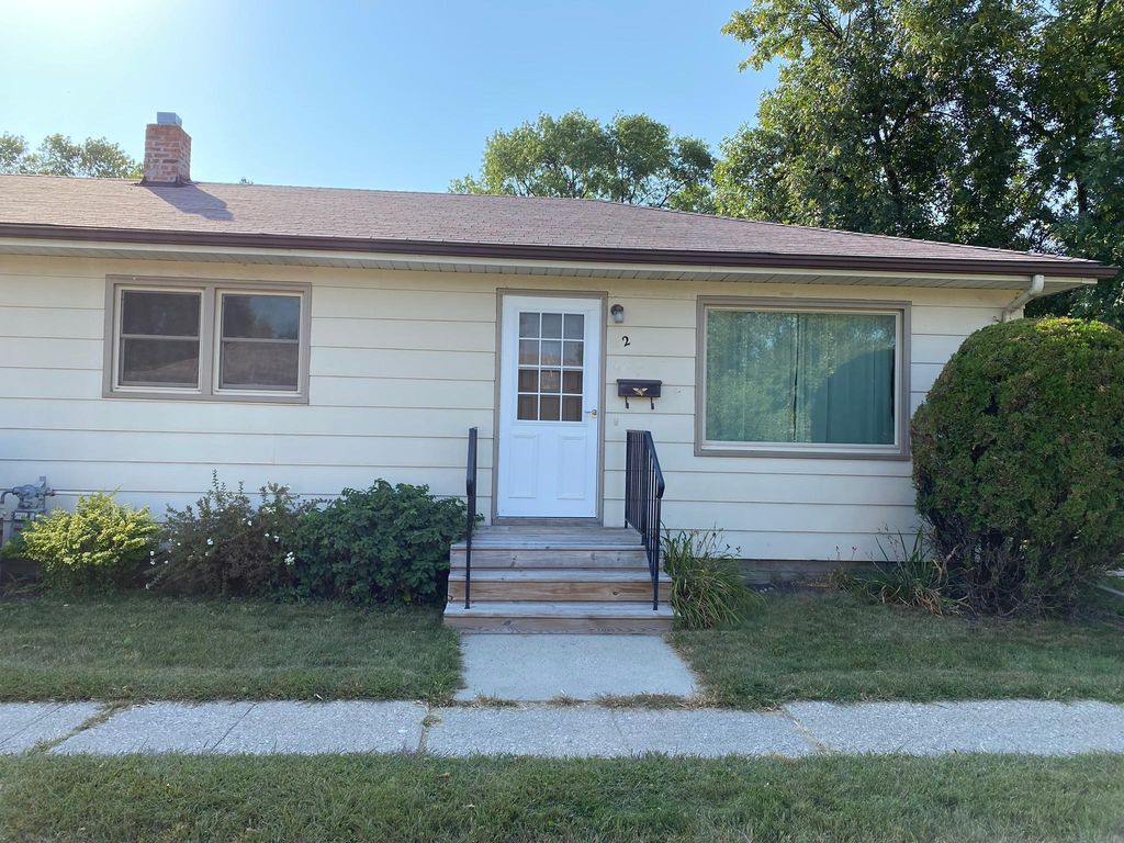 814 22nd Ave S 2, Grand Forks, ND 58201 Trulia