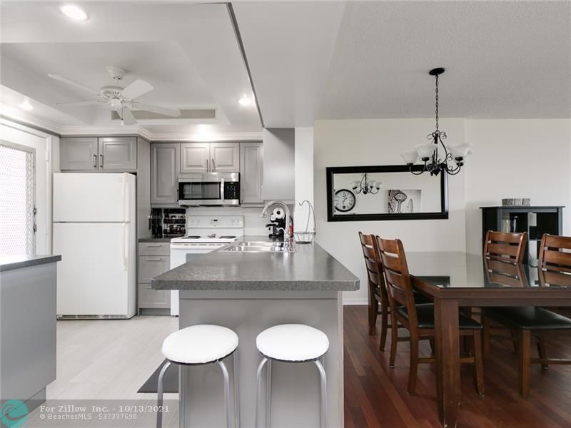 420 NE 12th Ave #704, Hallandale Beach, FL 33009