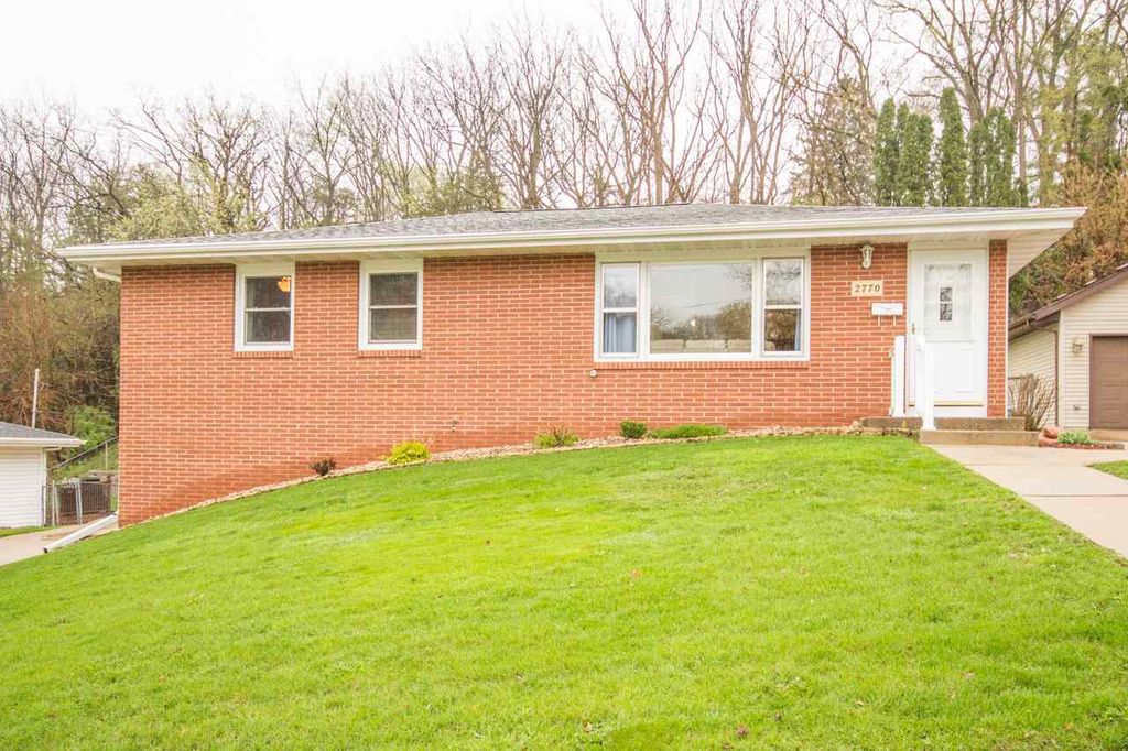 2770 N Grandview Ave, Dubuque, IA 52001 Trulia