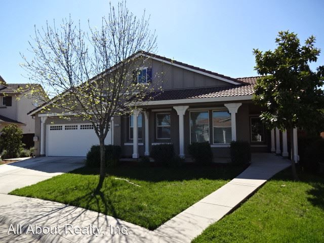 2268 Greatfield Dr, Roseville, CA 95747