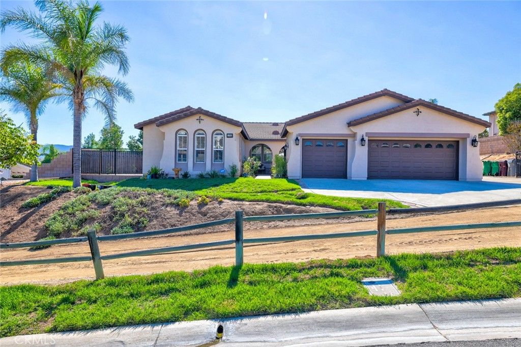 1592 Clydesdale Ct, Norco, CA 92860