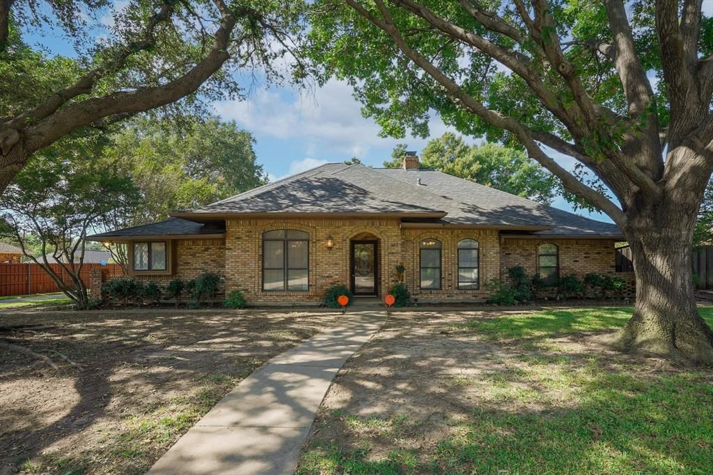 407 Rolling Hills Cir, Coppell, TX 75019