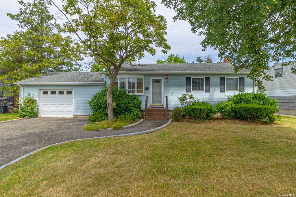 1460 10th Street, West Babylon, NY 11704 Trulia