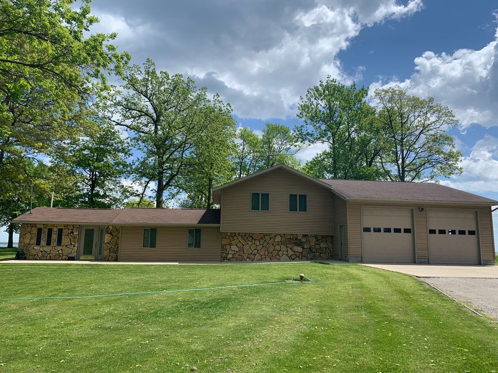 2516 N Peterson Beach Dr, Pinconning, MI 48650 Trulia