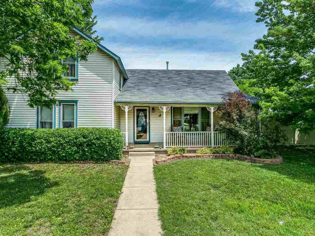 310 E 1st St, Douglass, KS 67039 Trulia