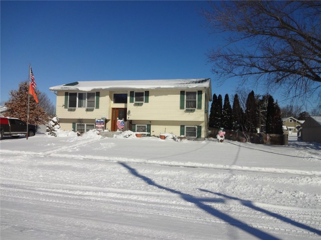 647 E Hilton St, Marengo, IA 52301 Trulia