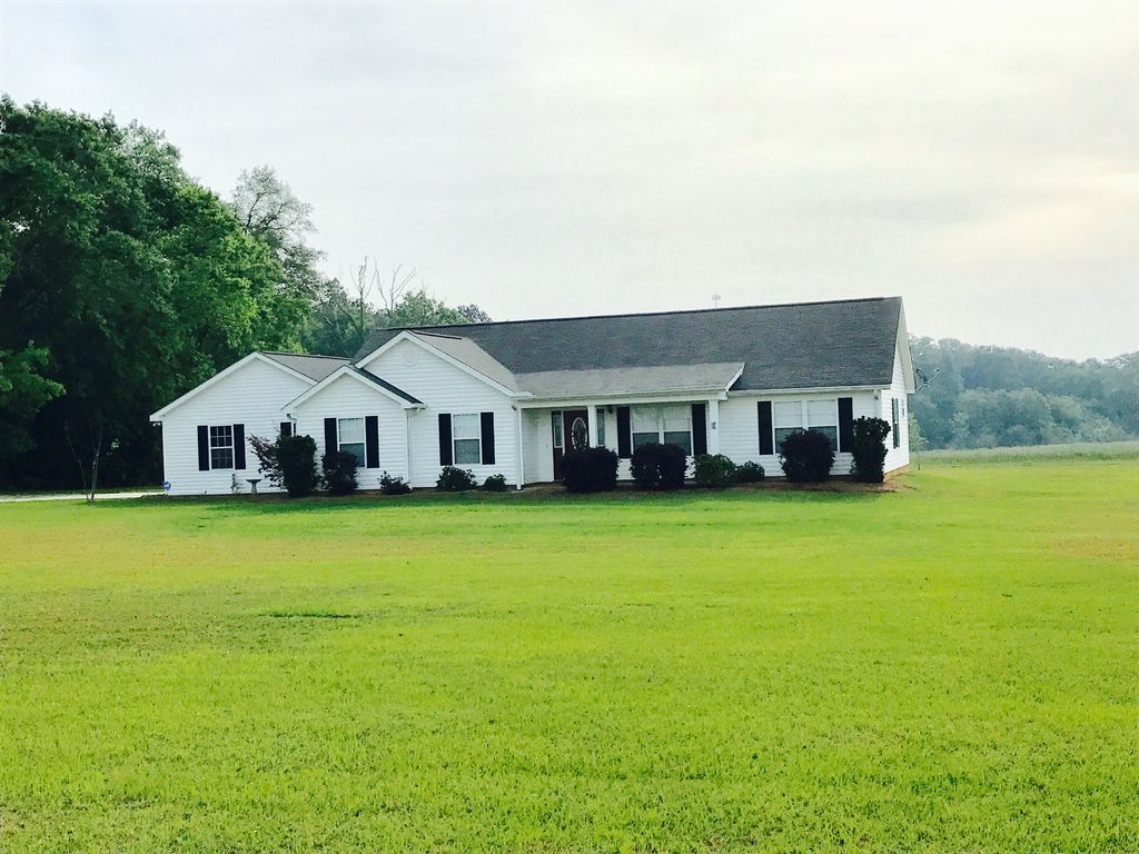 5897 Cd Miller Rd, Iron City, GA 4 Bed, 2 Bath SingleFamily Home