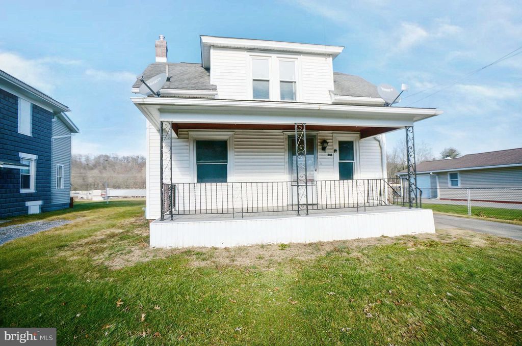 301 Kreamer Ave, Middleburg, PA 17842 Trulia