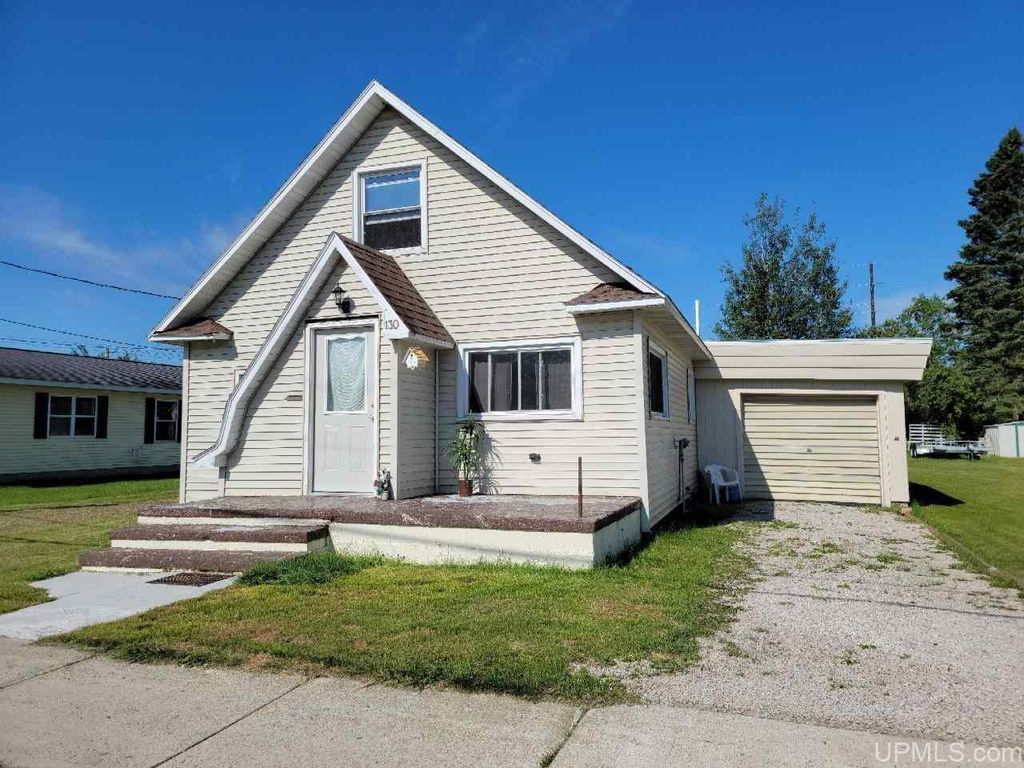 130 S 4th St, Manistique, MI 49854 MLS 1128900 Trulia