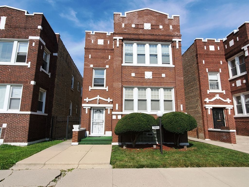 7944 S Marshfield Ave, Chicago, IL 60620