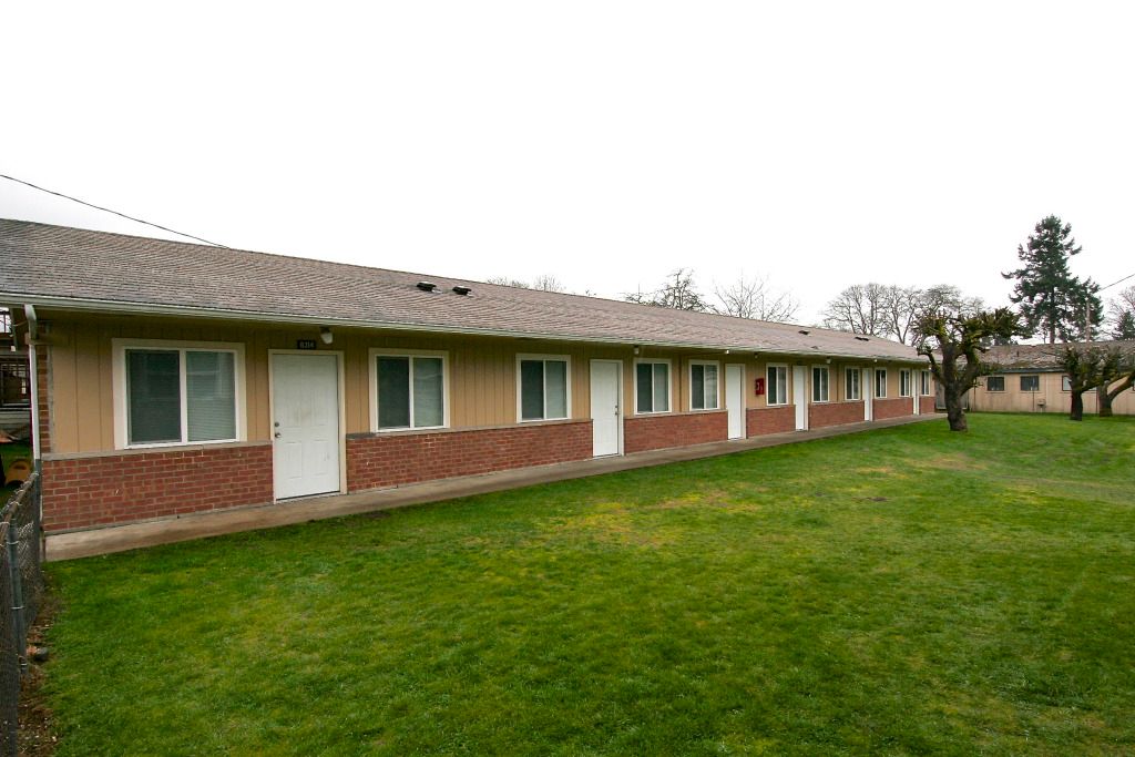 8324 Orchard St SW, Lakewood, WA 98498