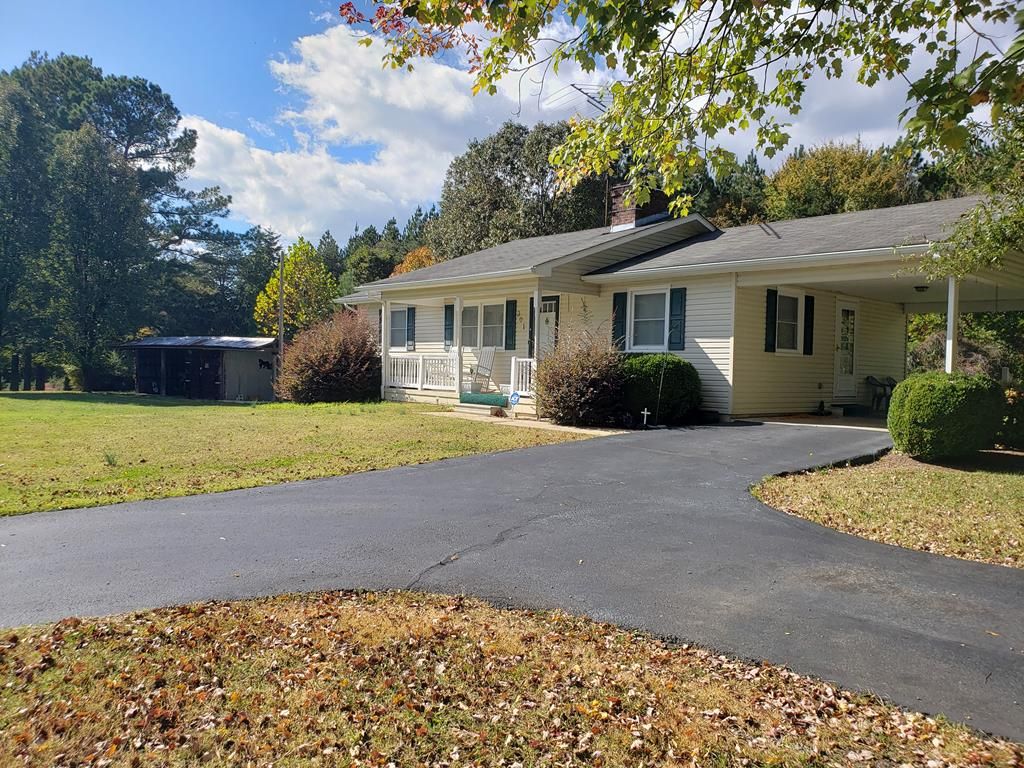 301 S Main St, Clover, VA 24534 MLS 51973 Trulia