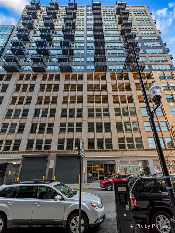 565 W  Quincy St   #1511, Chicago, IL 60661