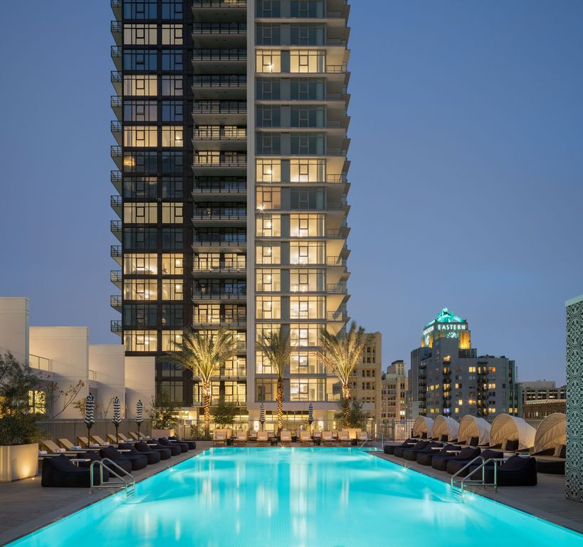 825 S Hill St #1605, Los Angeles, CA 90014