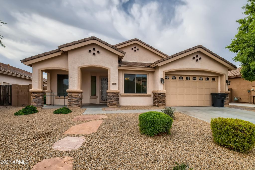 2813 E Cobalt St, Chandler, AZ 85225