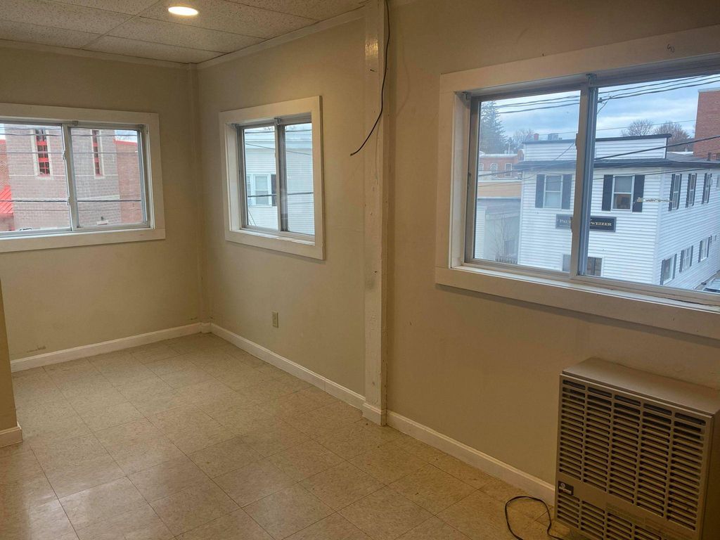 10 Vernon St 203, Keene, NH Studio, 1 Bath Apartment 4 Photos Trulia
